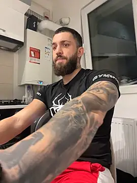 LoveIsBlind  online show from October 27, 7:38 pm