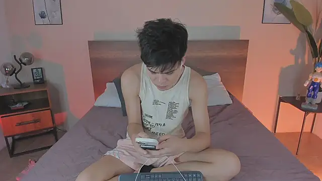 justinbiler online show from September 14, 1:13 pm