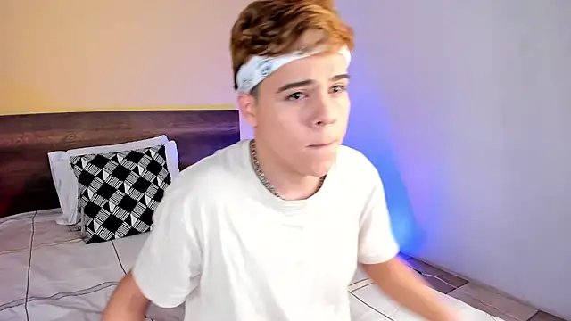 justinbiler online show from December 5, 3:48 am