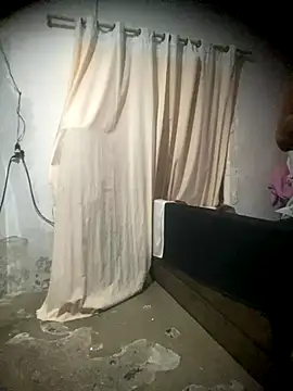 Mucilongostozinho online show from October 18, 4:39 am