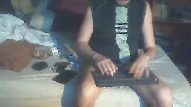 HOTMENVERYHOT online show from July 9, 6:22 pm