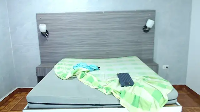 Loony Zion online show from December 17, 2:02 pm