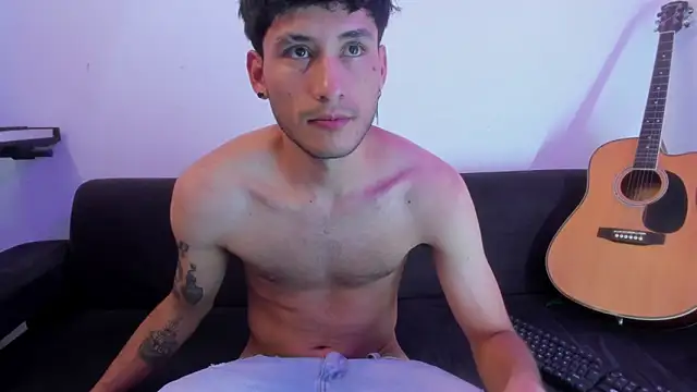 Henrikk senn online show from March 4, 10:28 pm