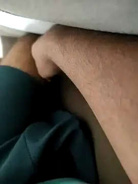 yoyokakshay 1996 online show from February 11, 6:33 pm