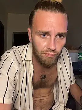 Danjamez1892 online show from January 3, 10:51 pm