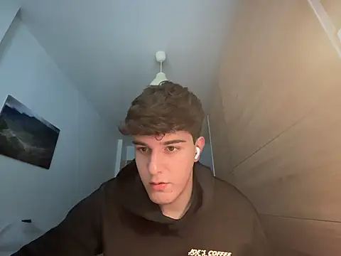 Pablogn24 online show from February 9, 12:30 pm