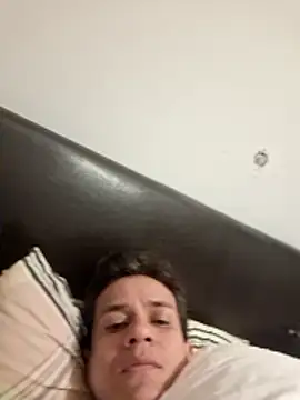 Tulio maravilha12 online show from March 1, 10:04 am