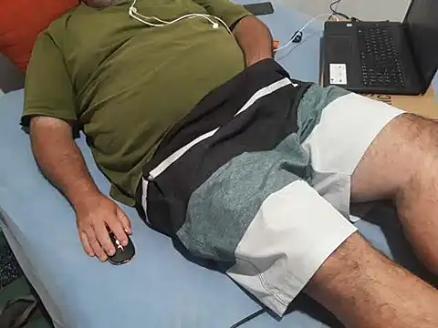 mfreitas005 online show from January 10, 12:27 am