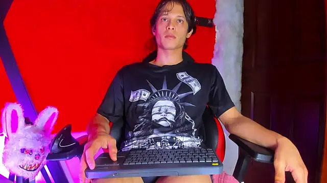 LilOwen  online show from March 18, 6:33 pm