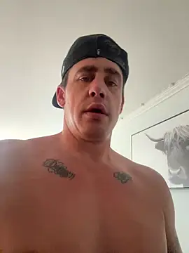 DamienSliick online show from May 24, 12:05 am