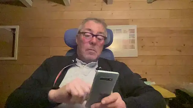 Snapshot of lelohop chatting on January 24, 5:53 am lelohop online show from January 24, 5:53 am