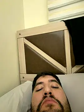 31cektirenbatuu online show from November 26, 9:51 pm