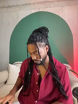 noah jones   online show from March 31, 5:25 pm