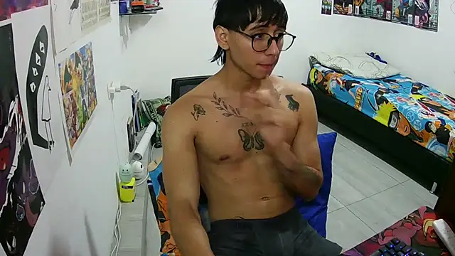 Dillom420 online show from June 25, 7:18 pm
