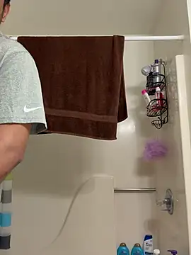 elamante03 online show from March 8, 7:40 pm