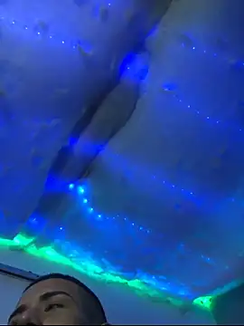 JackSwan18 online show from November 20, 9:13 pm