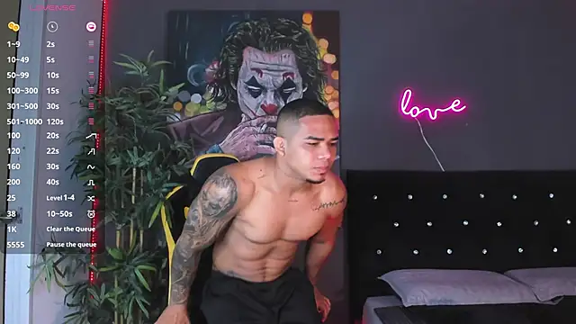 Snapshot of jordan_mayers02 chatting on February 1, 9:21 am jordan mayers02 online show from February 1, 9:21 am