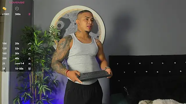 jordan mayers02 online show from January 12, 9:02 am