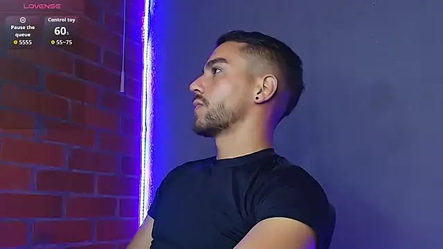 Leandro valenzuela online show from March 11, 12:28 am