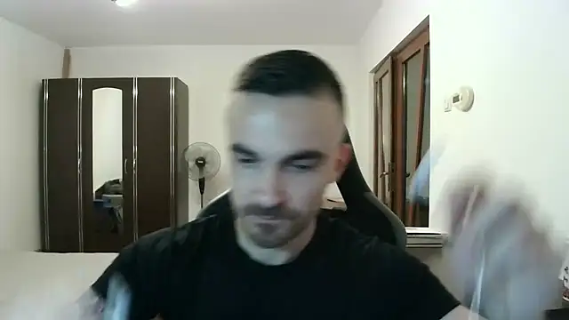 mu5clemania2 online show from November 27, 4:43 pm