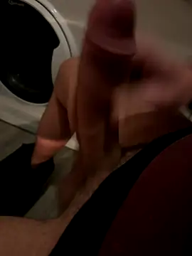 YoungCouple0604 online show from November 1, 9:19 pm