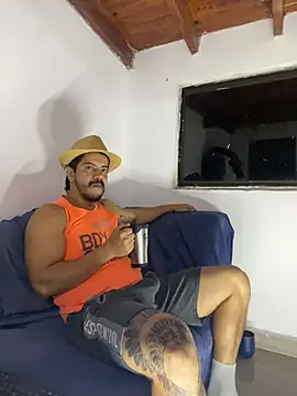 AndresSmith   online show from March 3, 8:44 am