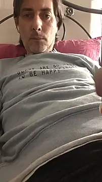 Tutto tuox online show from April 22, 9:41 pm