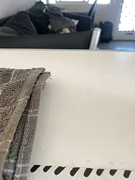 Julian 23312 online show from March 4, 4:25 pm