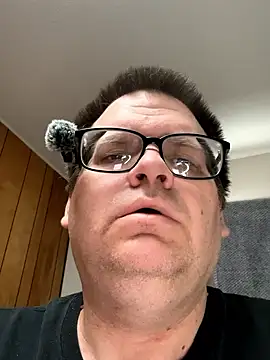 treatbobnicer online show from January 13, 4:44 pm