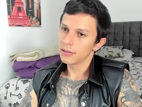 goodboy69l online show from April 11, 3:15 pm