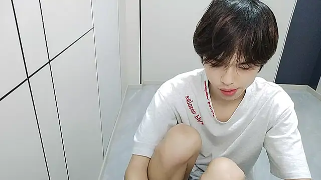 xiaottt1918 online show from August 9, 6:58 pm