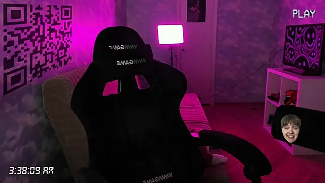 charonbaby1 online show from December 3, 12:38 am