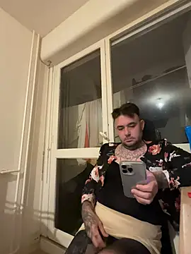 Snapshot of lope85540 chatting on December 11, 5:12 am lope85540 online show from December 11, 5:12 am