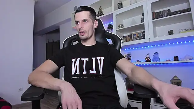 ToddClaytonn online show from January 6, 11:42 pm