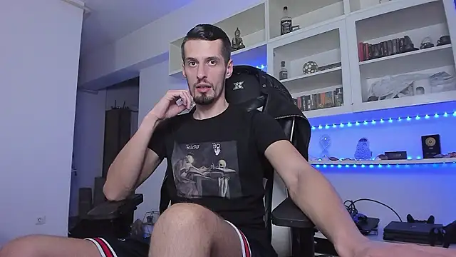 ToddClaytonn online show from December 6, 1:22 pm