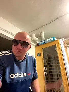 paul daniel online show from December 15, 6:38 pm