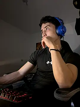 gojo satoru 18 online show from December 4, 3:46 am