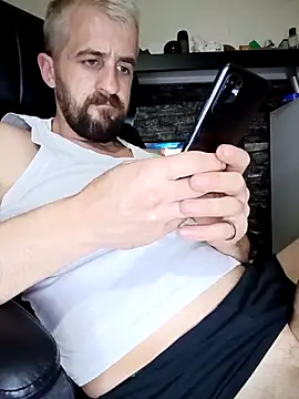 GrofLicno online show from April 3, 7:54 pm