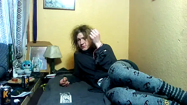 henna aho94 online show from December 9, 12:20 pm