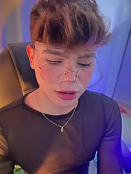 PRINCE STEV online show from February 8, 5:50 pm