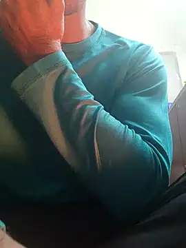 Wild-Honey online show from December 26, 8:07 am