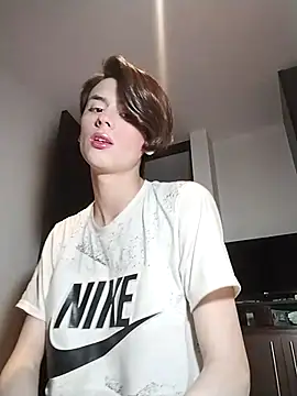 Snapshot of Alann_sr chatting on October 29, 3:53 am Alann sr online show from October 29, 3:53 am