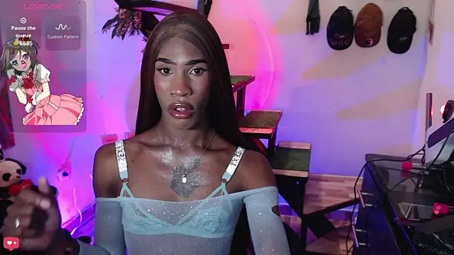 Kendall Gil online show from February 17, 7:35 pm