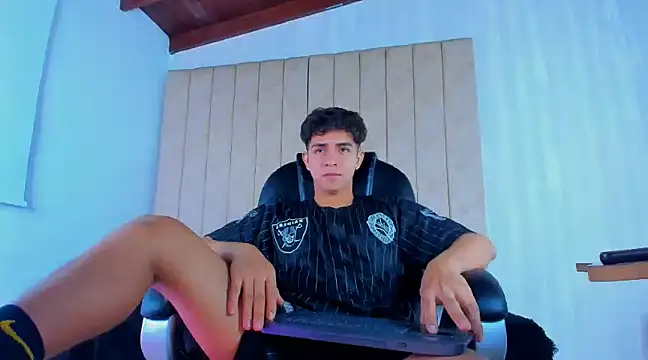 Muichiro tokito1 online show from March 7, 4:12 am