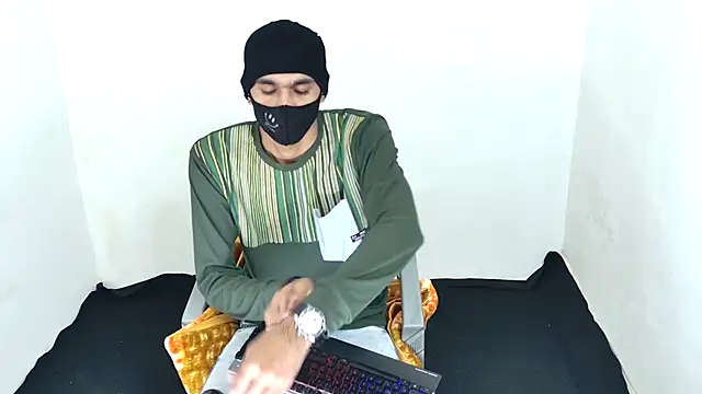 Habibi big b online show from November 22, 9:31 am