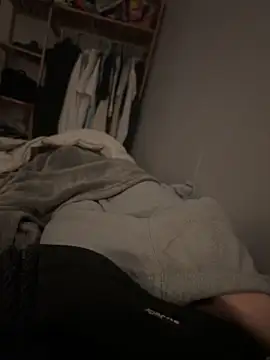 pignoufe online show from March 18, 9:12 am