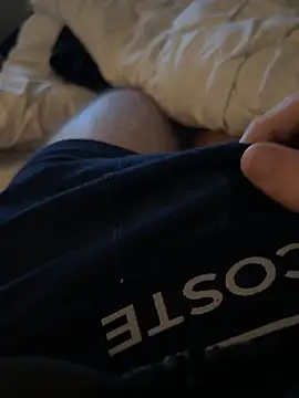 pignoufe online show from February 19, 6:32 am