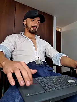 MAXIMUS MASTE3 online show from March 5, 3:30 am