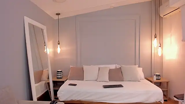 Dominick star online show from November 8, 4:48 am