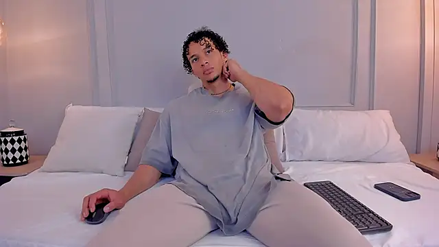 Dominick star online show from November 27, 4:05 am